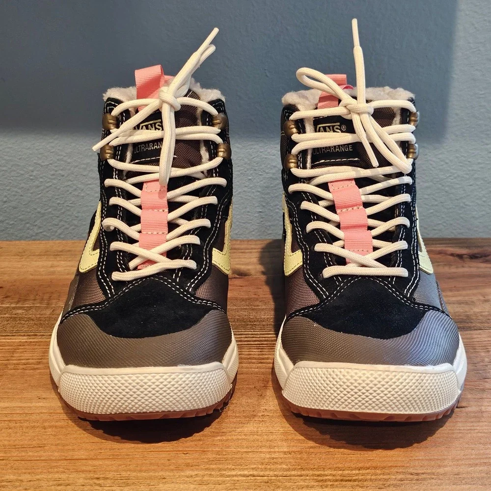 Vans Youth UltraRange EXO Hi MTE-1 Sneaker Boot Black Brown Pink Sherpa Lined 5 - Picture 2 of 10